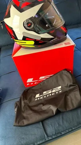 Capacete novo usado poucas vezes