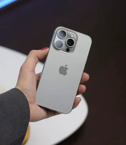iPhone 15 pro 128gb natural 