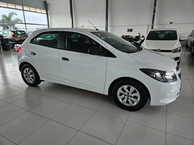 Chevrolet Onix JOY Hatch 1.0 8V Flex Mec. 4P 2019