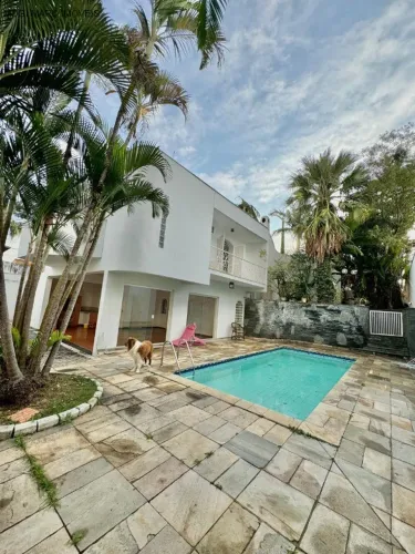 Casa para venda na Vila Oliveira em Mogi das Cruzes