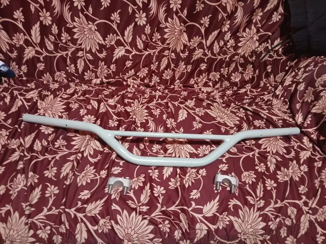 Guidão da XRE 300 original