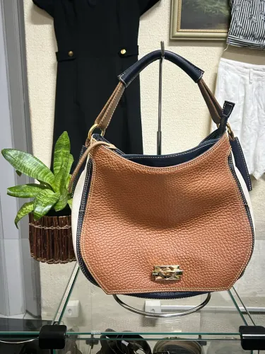 BOLSA EM COURO COLATTO