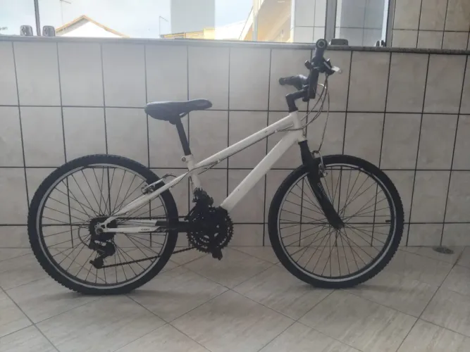 Bicicleta aro 24