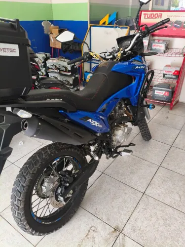 Avelloz Azx 160