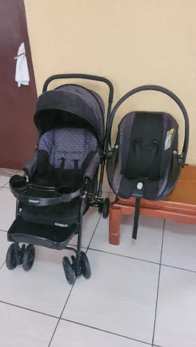 Carrinho de bebê + baby conforto