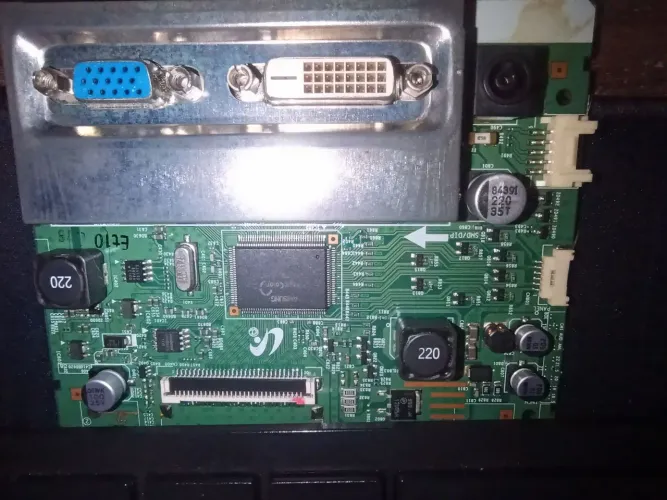 Placa principal monitor Samsung S22A300b