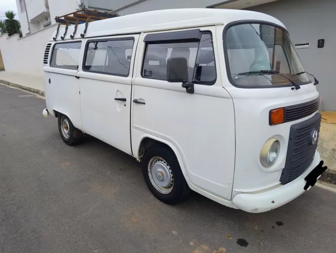 Volkswagen Kombi Standard 1.4 MI Total Flex 8V 2012