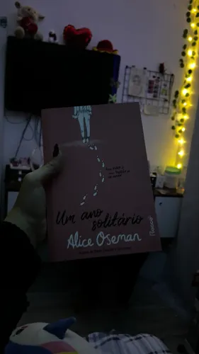 Livro Um Ano Solitário