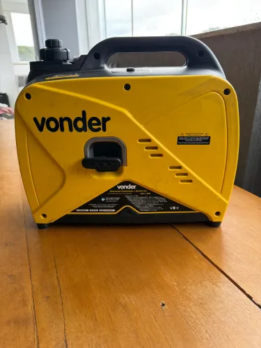 Gerador/inversor Vonder a gasolina