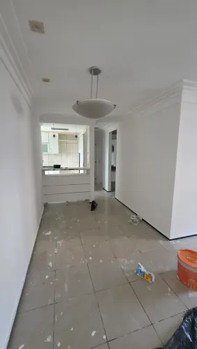 Apartamento para alugar no bairro Joaquim Torres/Aldeota com 98 m² - 04 quartos