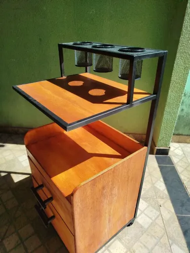 Carrinho multiuso salão