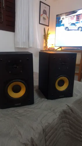 Edifier R1000t4 Audio Profissional Monitores Home Studio 24w Cor Preto