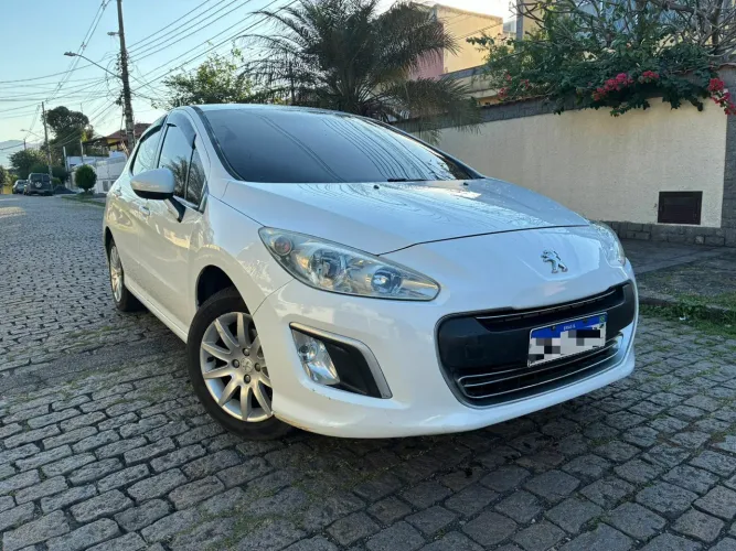Peugeot 308 Active 1.6 Flex 16V 5P Mec. 2014