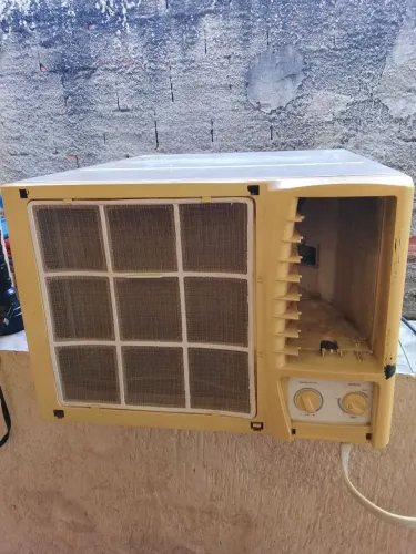 Vendo Ar condicionado 10.000btu 500 reais..