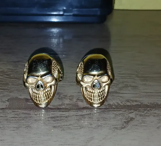 Anéis de caveira