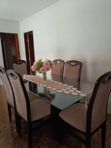 Mesa madeira 6 cadeiras 