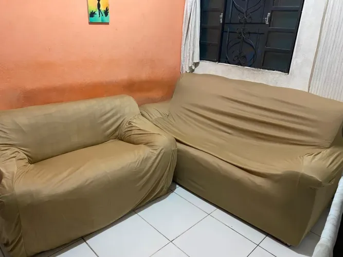 Sofá de 2 e 3 lugares troco por algo do meu interesse