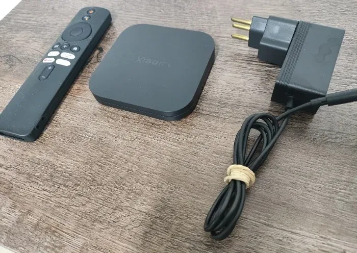 Mi Box Tv Xiaomi 2a Geração MDZ-28-AA com 8gb e 2GB Ram 4k Ultra Bivolt Preto - Seminova