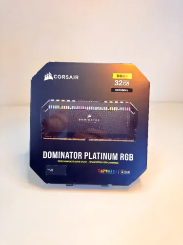 Memória Ram Corsair Dominator Platinum RGB DDR5 32GB 5600Mhz (2x16GB) UR0286 CMT32GX5M2B56