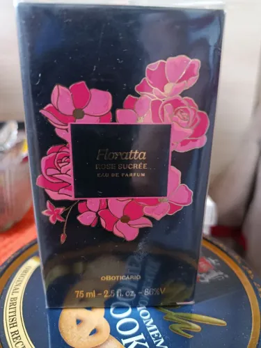 Vendo perfume Floratta Rose Sucrée