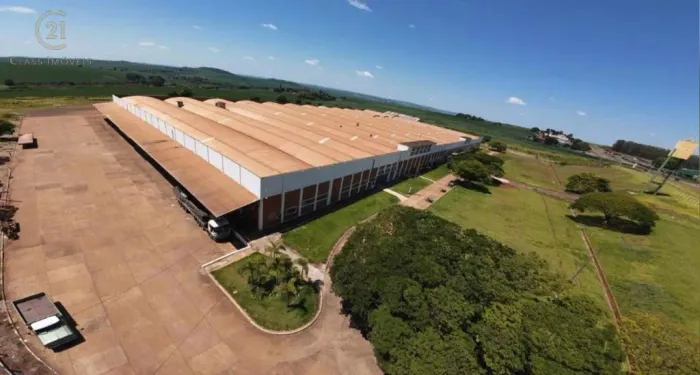 Barracão para alugar em Andirá, Centro, com 11000 m²