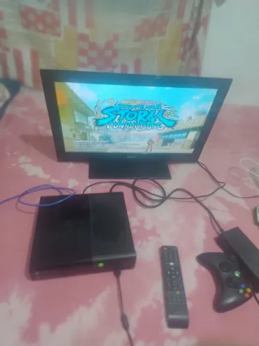 Troco Xbox 360 RGH 500GB + 5 Controles + TV 24" por PS3 Slim 500 GB