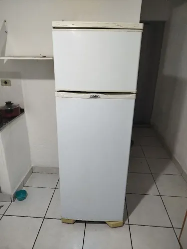 Geladeira DAKO
