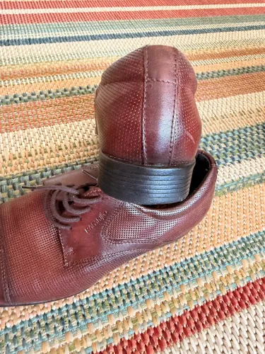 2 pares de sapatos
