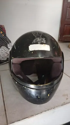 Capacete