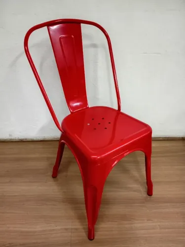  Cadeira Fixa Design Tolix Metal Vermelha