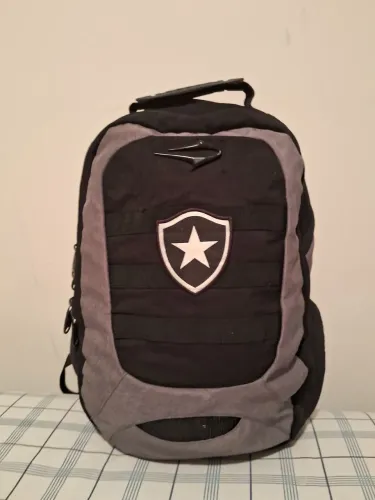 Mochila Topper com o Escudo do Botafogo