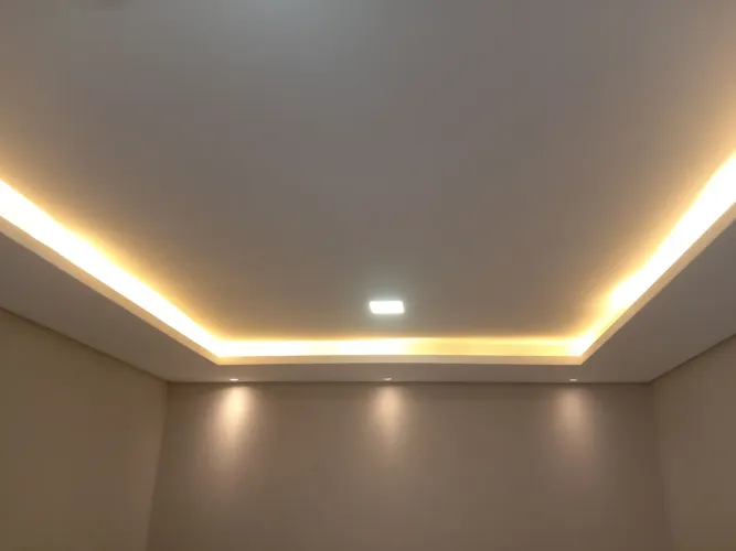 Forro de gesso acartonado e drywall