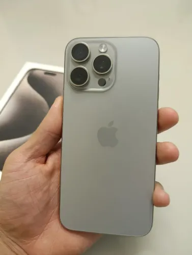 iPhone 15 pro Max em ótimo estado