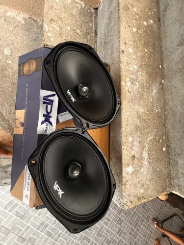 Auto falante automotivo 