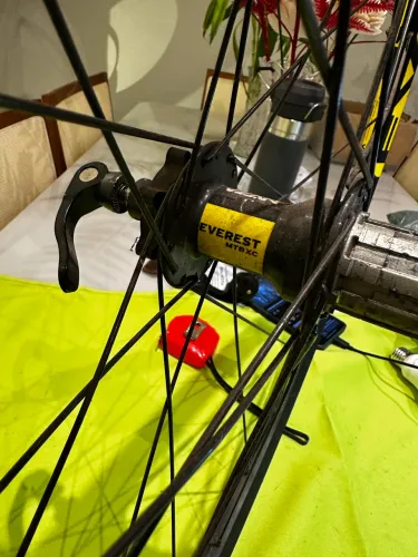 Par rodas Vzan Everest aro 26 