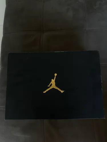  AIR JORDAN 1 MID (42)