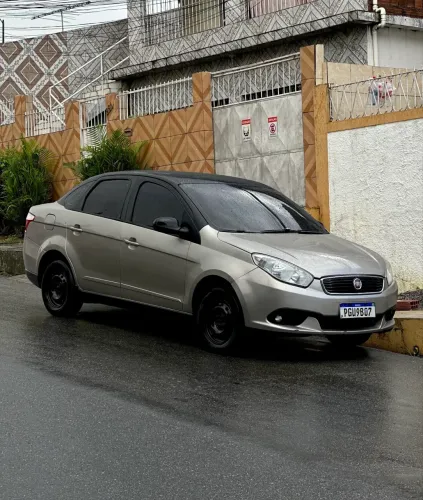 Fiat Grand Siena Attrac. 1.4 EVO F.flex 8V 2014