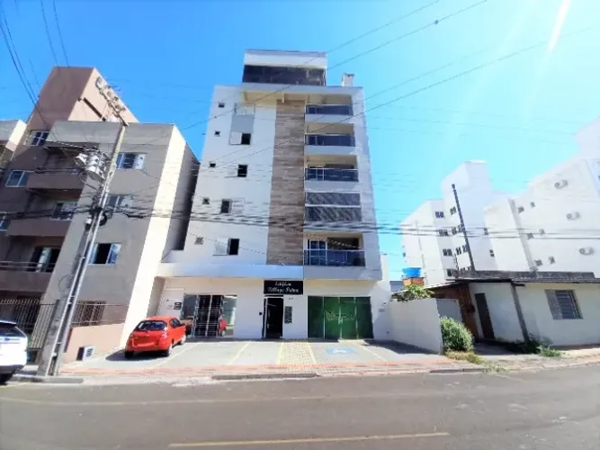 Apartamento com 03 quartos, móveis e ao lado do centro por 790 mil