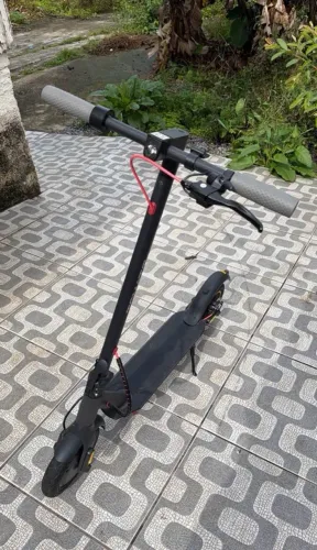 Patinete Elétrico Tomate em perfeito estado (Dobrável)