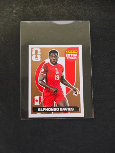 Alphonso Davies - Legend Bronze