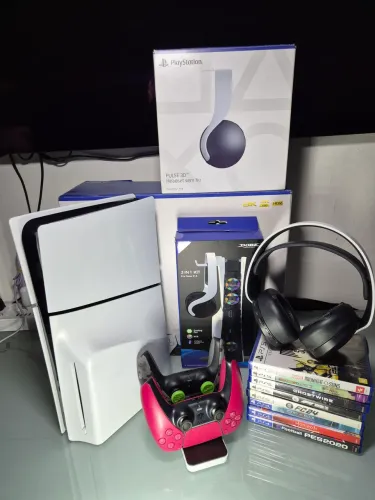 Vendo ou troco ps5 slim Mídia física 