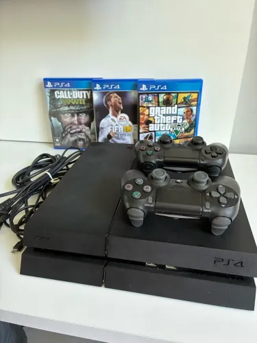 PlayStation 4 Slim 350 Gb com 2 controles