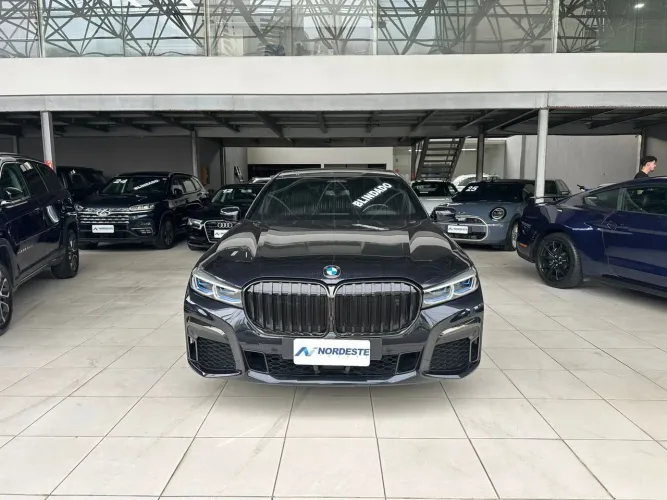 BMW 745LE M Sport Sedan 3.0 V6 Híbrido Aut. 2021