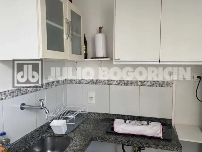 Studio : / Residencial / Copacabana