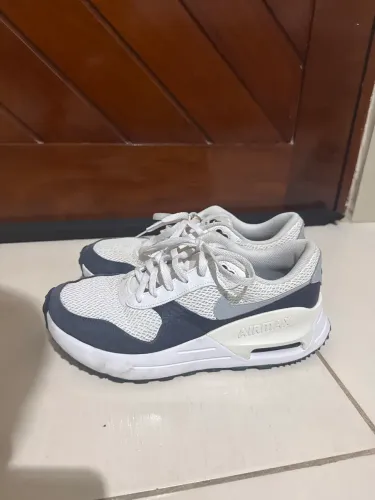 Tênis Nike air max SYSTM