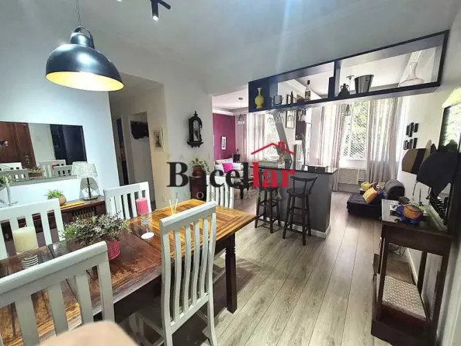 Apartamento : Padrão / Residencial / Tijuca