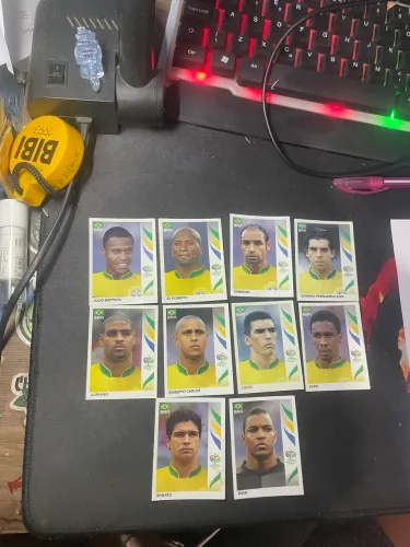 Figurinhas da seleção brasileira de 2006.