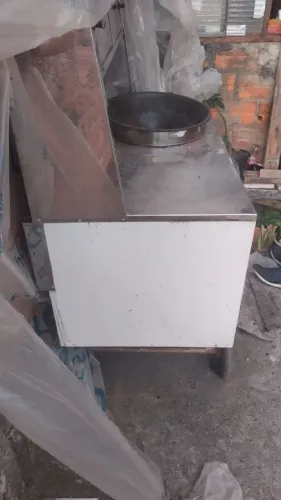 Carrinho de pastel e salgados