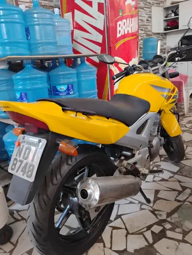 Moto Honda CB 250 Twister