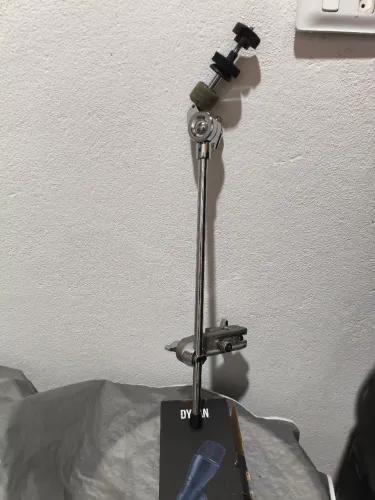 Extensor de Prato Girafa Pearl com Multi-Clamp - Semi-novo (Impecável)